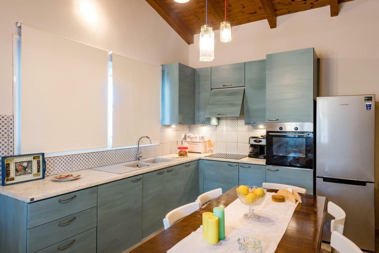 Вилла Kiko, The Coastline House Като-Ахайя Экстерьер фото