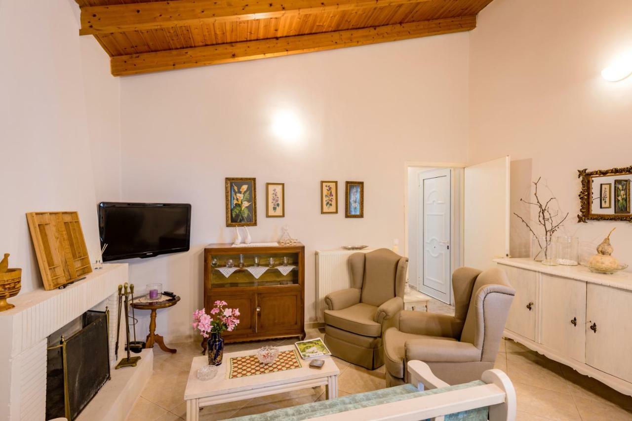 Вилла Kiko, The Coastline House Като-Ахайя Экстерьер фото